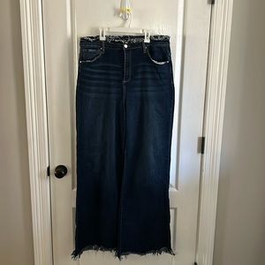 Denim by Laura size 1X wide leg jeans raw edge waist and hem